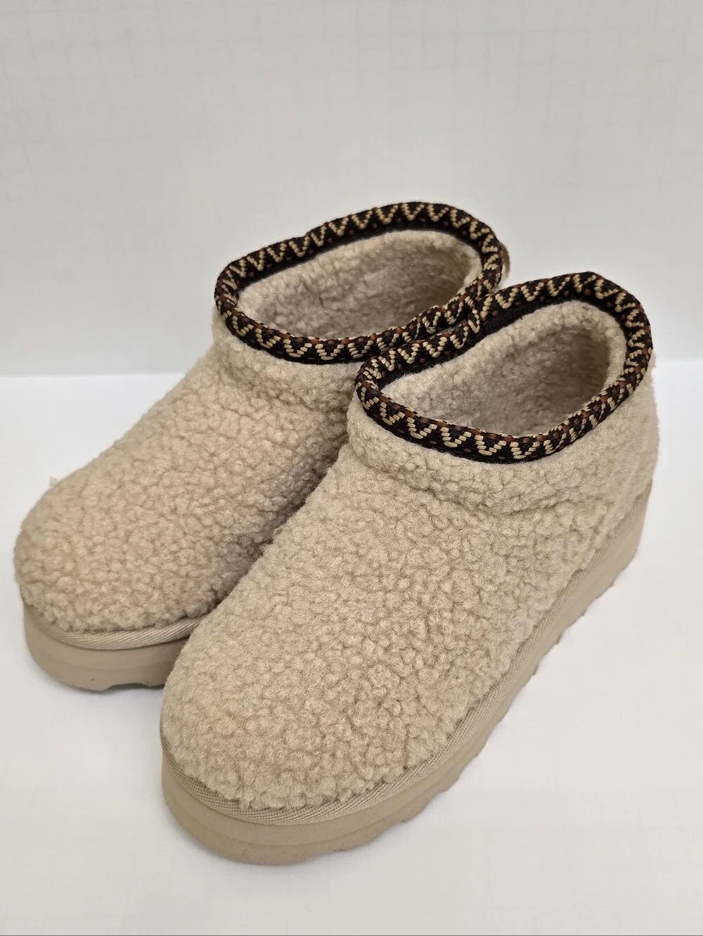 Girls BEARPAW Cozy Sherpa Platform Ankle Slippers - Beige